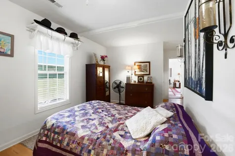 658 Enka Lake Road Candler NC 28715