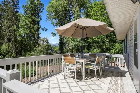 658 Enka Lake Road Candler NC 28715