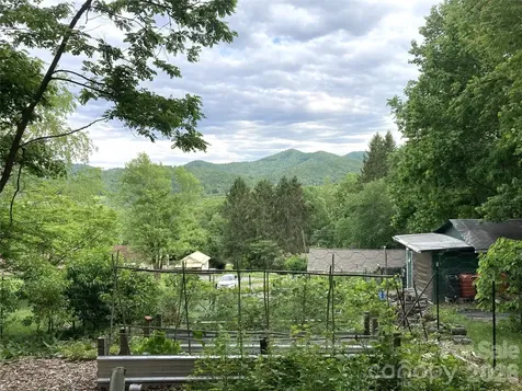 658 Enka Lake Road Candler NC 28715