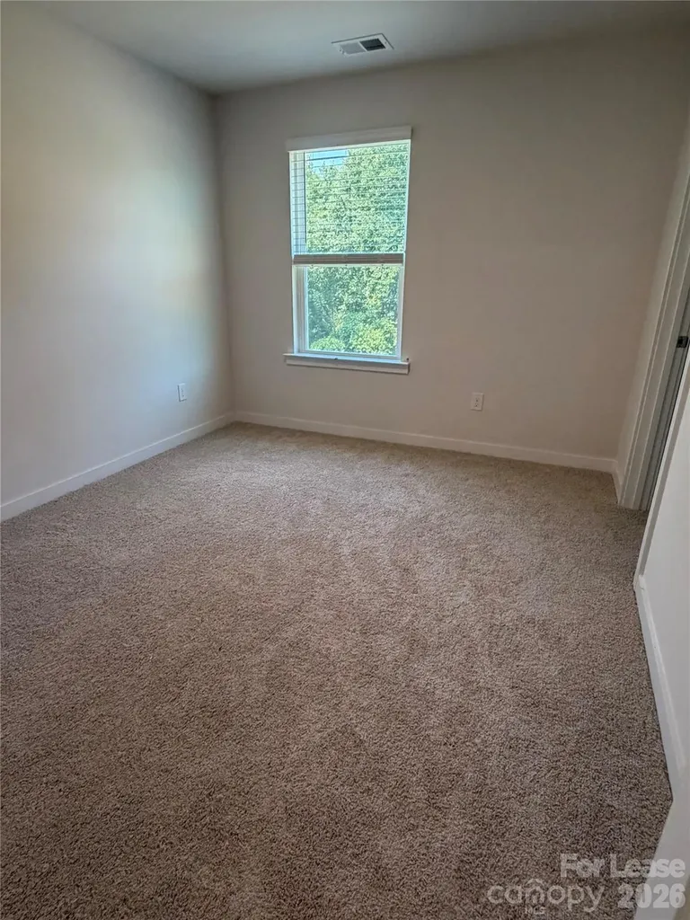 1423 Mammoth Road Hickory NC 28692