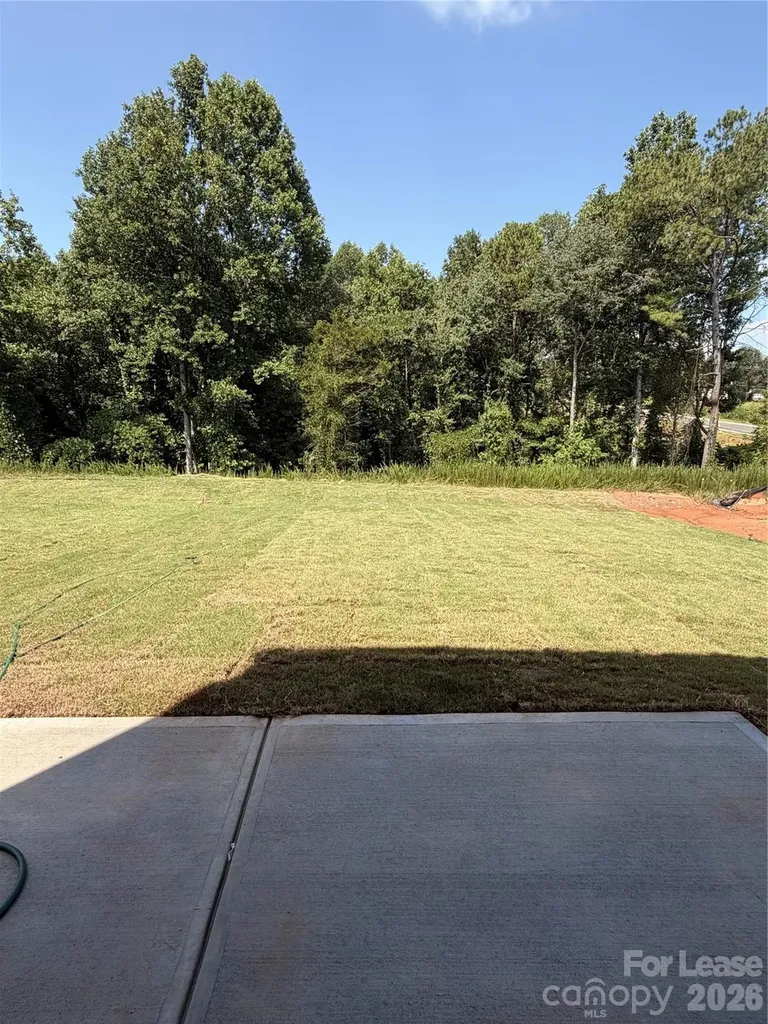 1423 Mammoth Road Hickory NC 28692