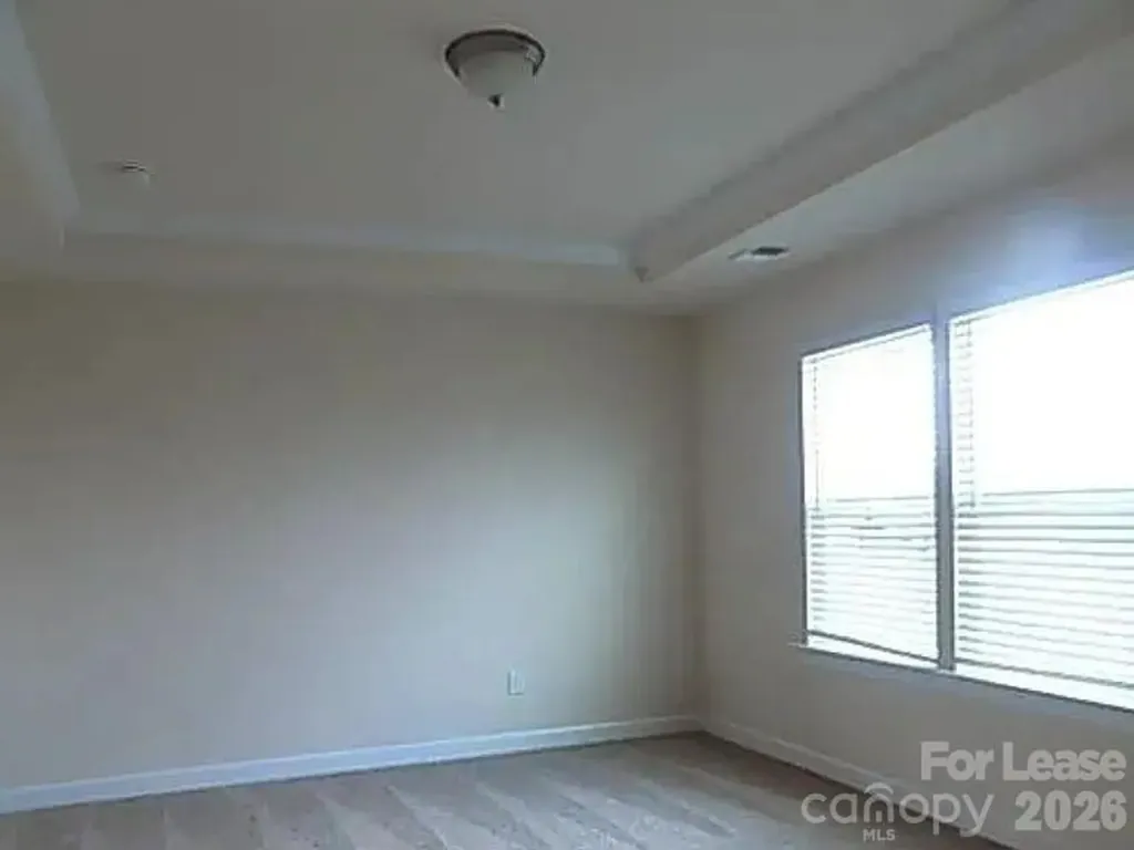 5633 Garrow Glen Road Charlotte NC 28278