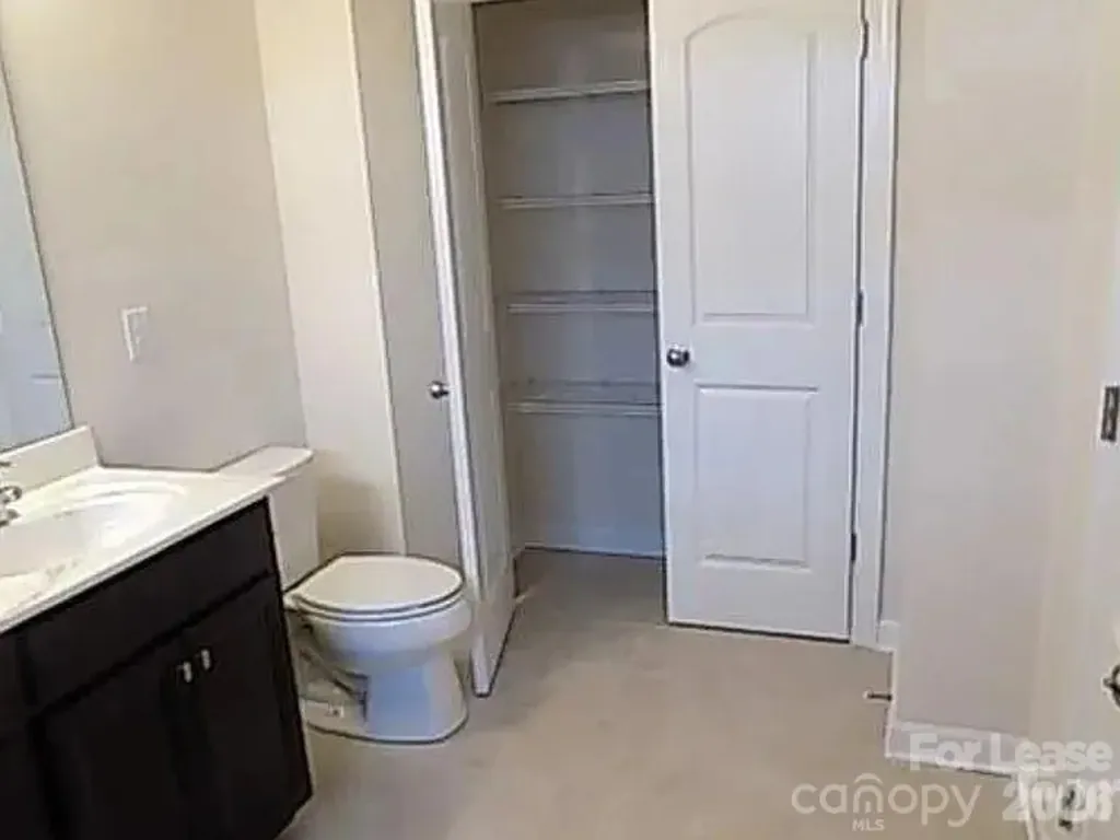 5633 Garrow Glen Road Charlotte NC 28278