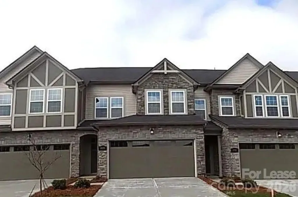 5633 Garrow Glen Road Charlotte NC 28278