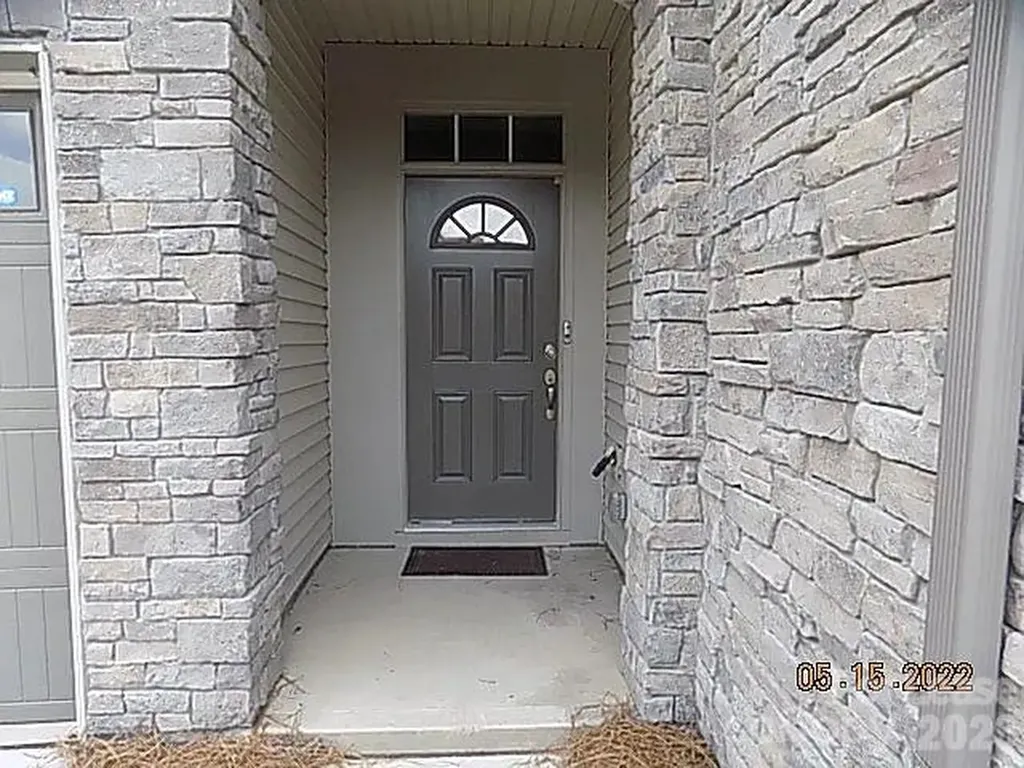 5633 Garrow Glen Road Charlotte NC 28278