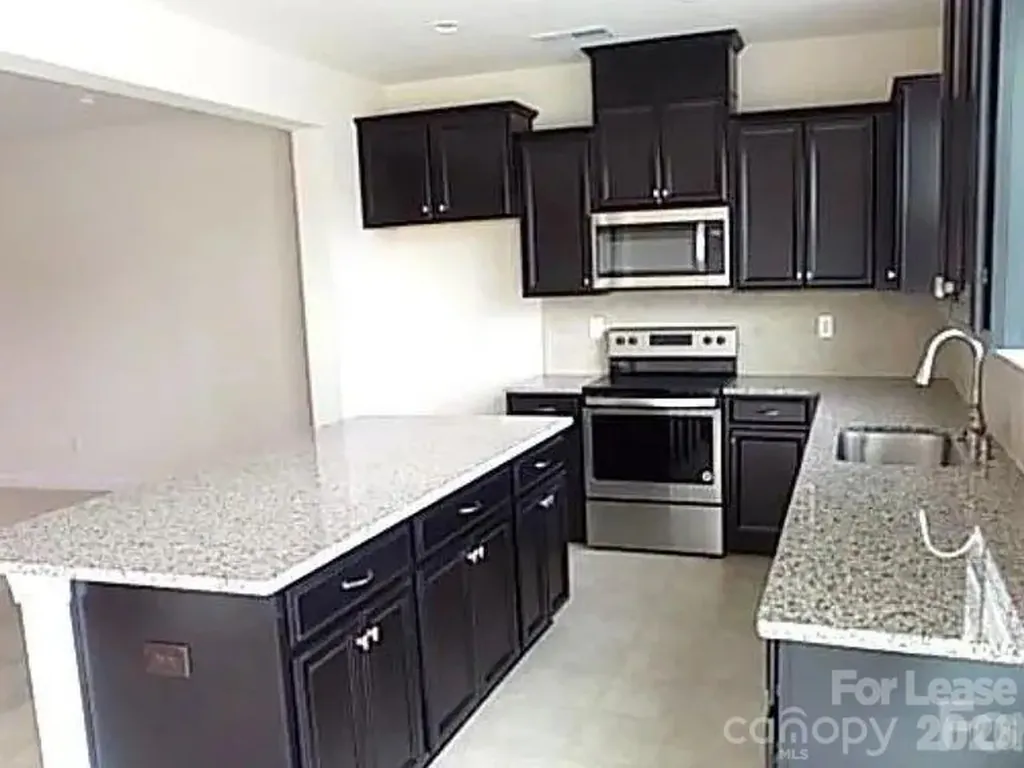 5633 Garrow Glen Road Charlotte NC 28278