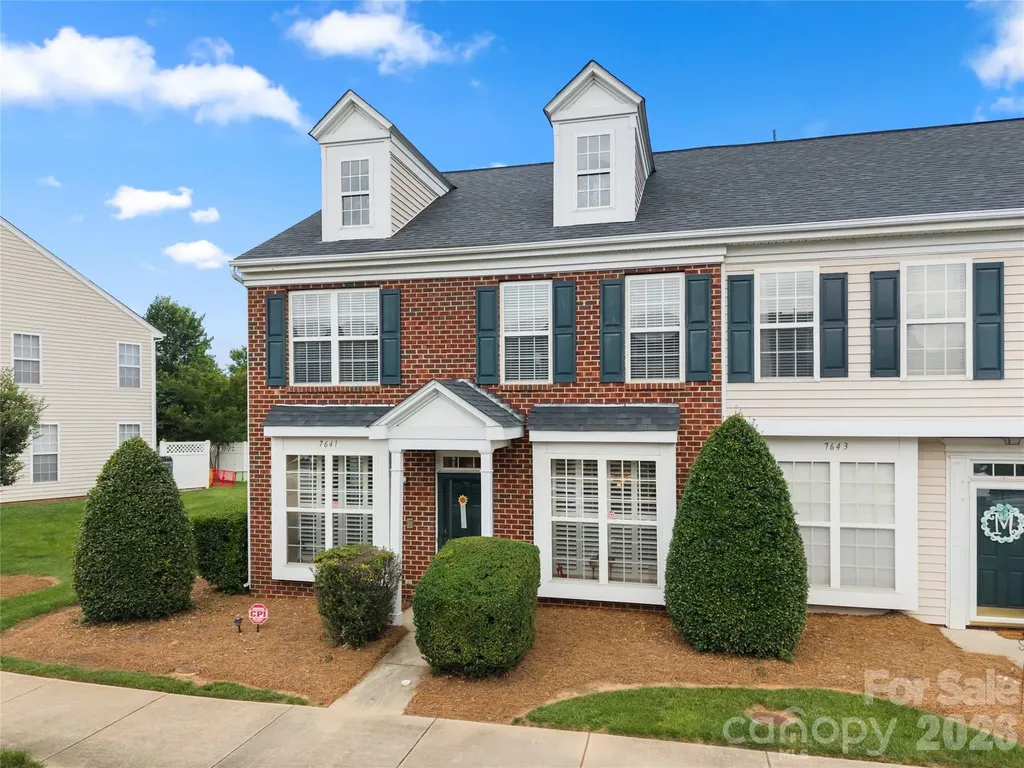 7641 Bluff Point Lane Denver NC 28037