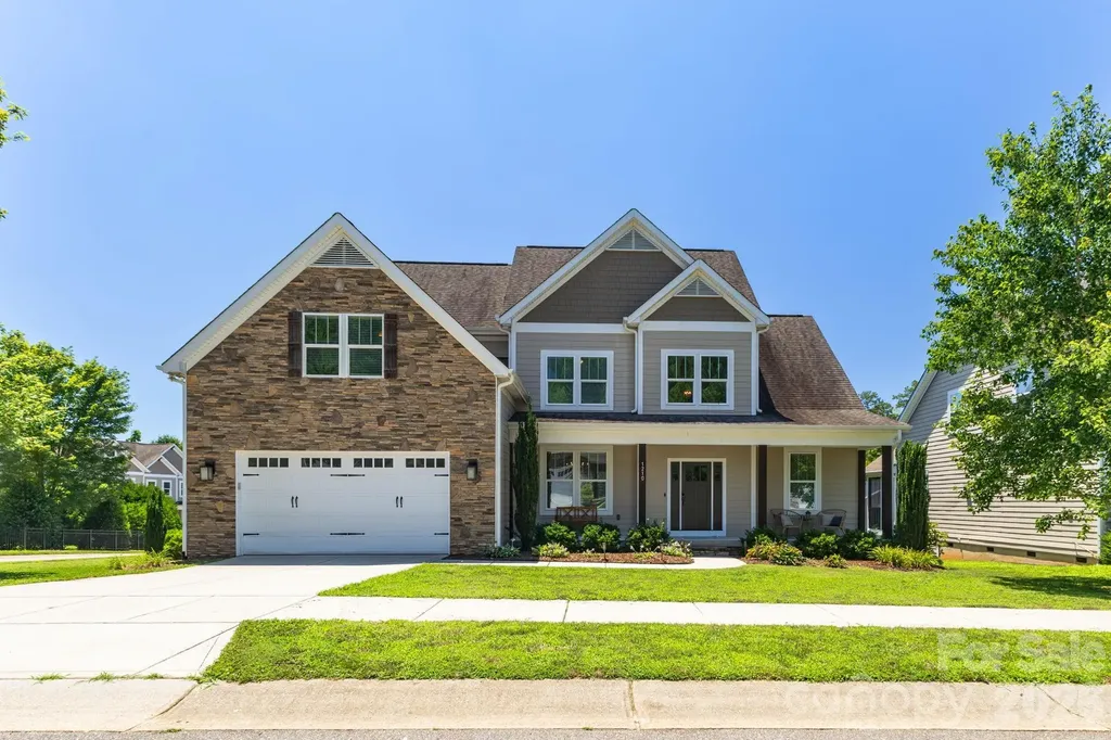1210 39th Avenue NE Hickory NC 28601