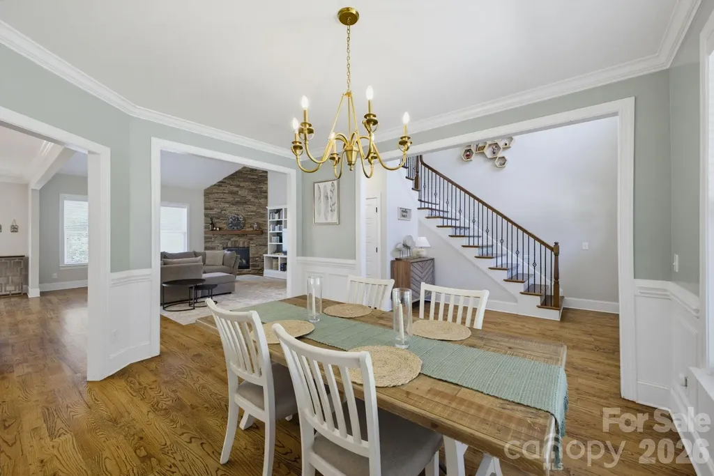 1210 39th Avenue NE Hickory NC 28601
