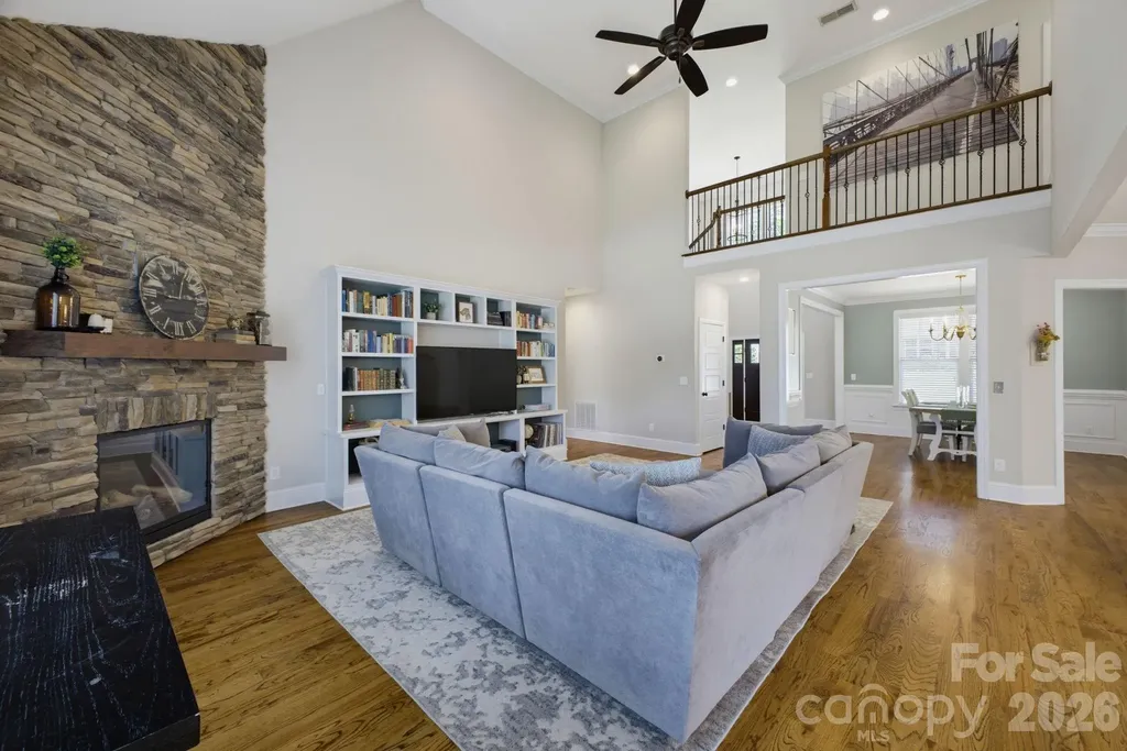 1210 39th Avenue NE Hickory NC 28601