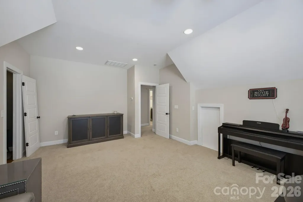 1210 39th Avenue NE Hickory NC 28601
