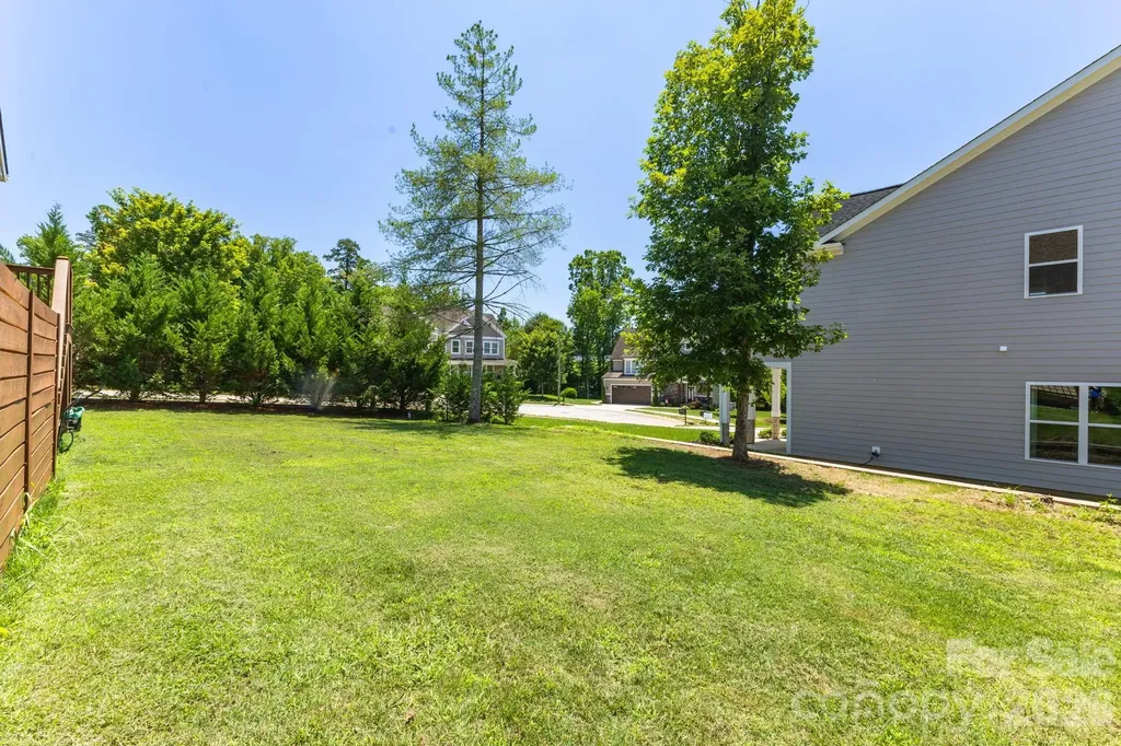 1210 39th Avenue NE Hickory NC 28601