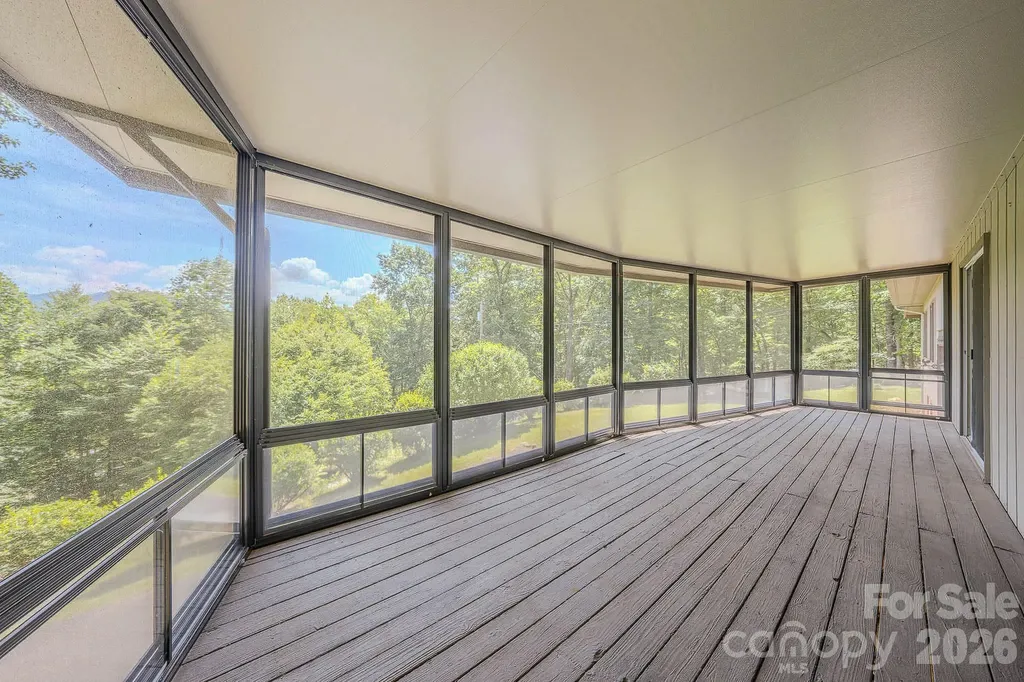 35 Coweeta Ridge Road Otto NC 28763