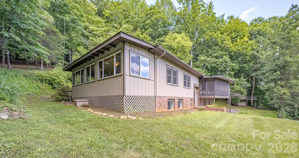 35 Coweeta Ridge Road Otto NC 28763