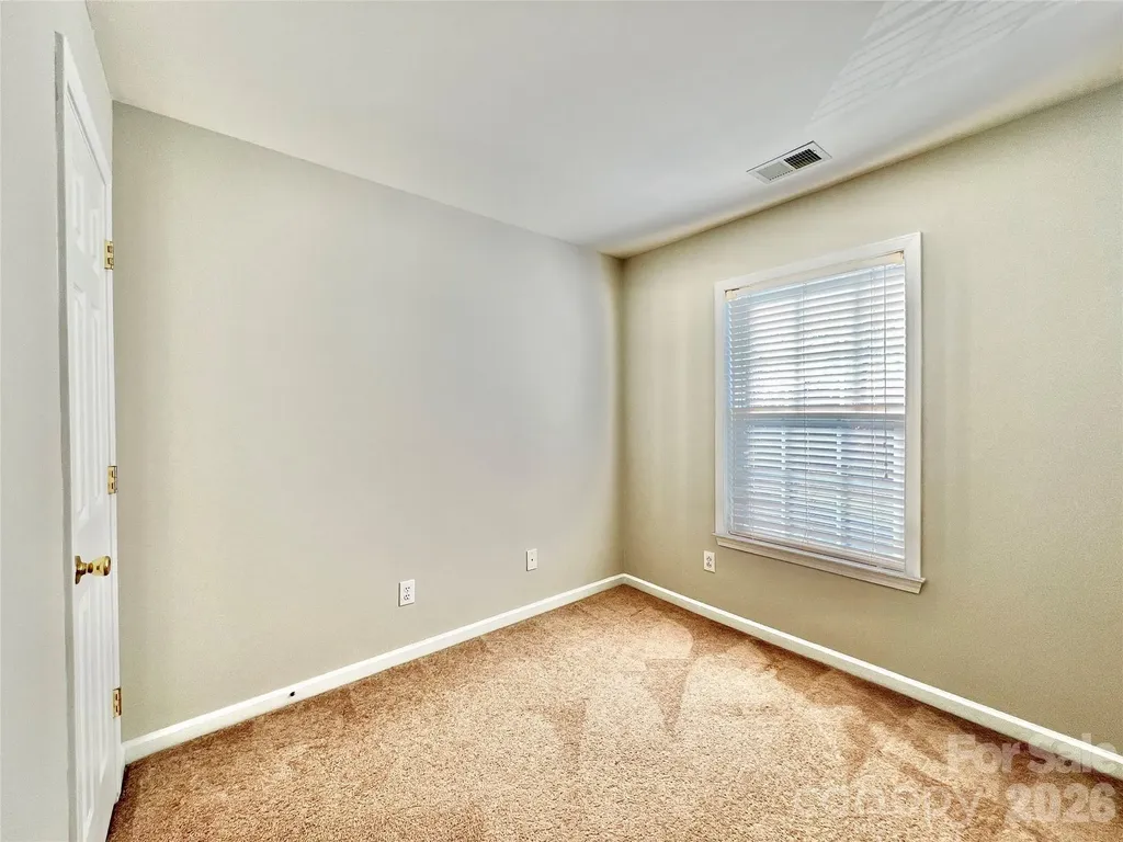 2762 Thornbush Court Charlotte NC 28270