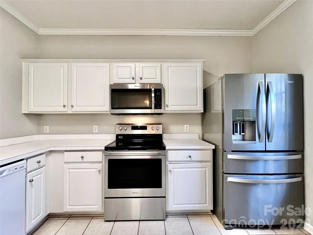 2762 Thornbush Court Charlotte NC 28270