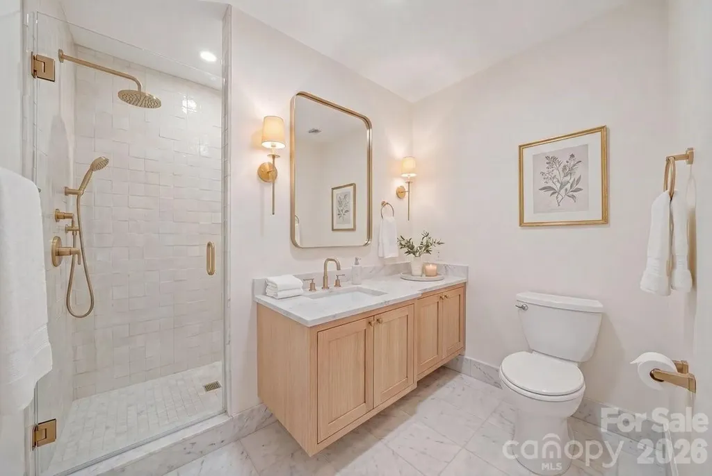 1024 Court Drive Charlotte NC 28211