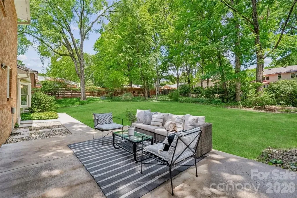 1024 Court Drive Charlotte NC 28211