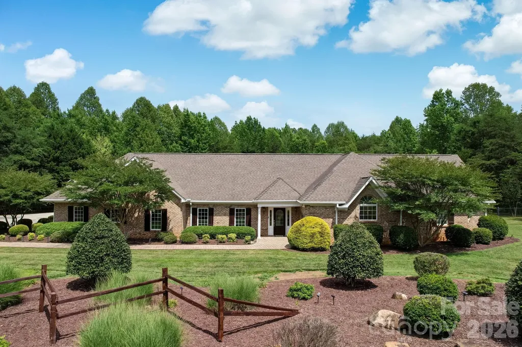 8106 Breezy Hill Drive Browns Summit NC 27214