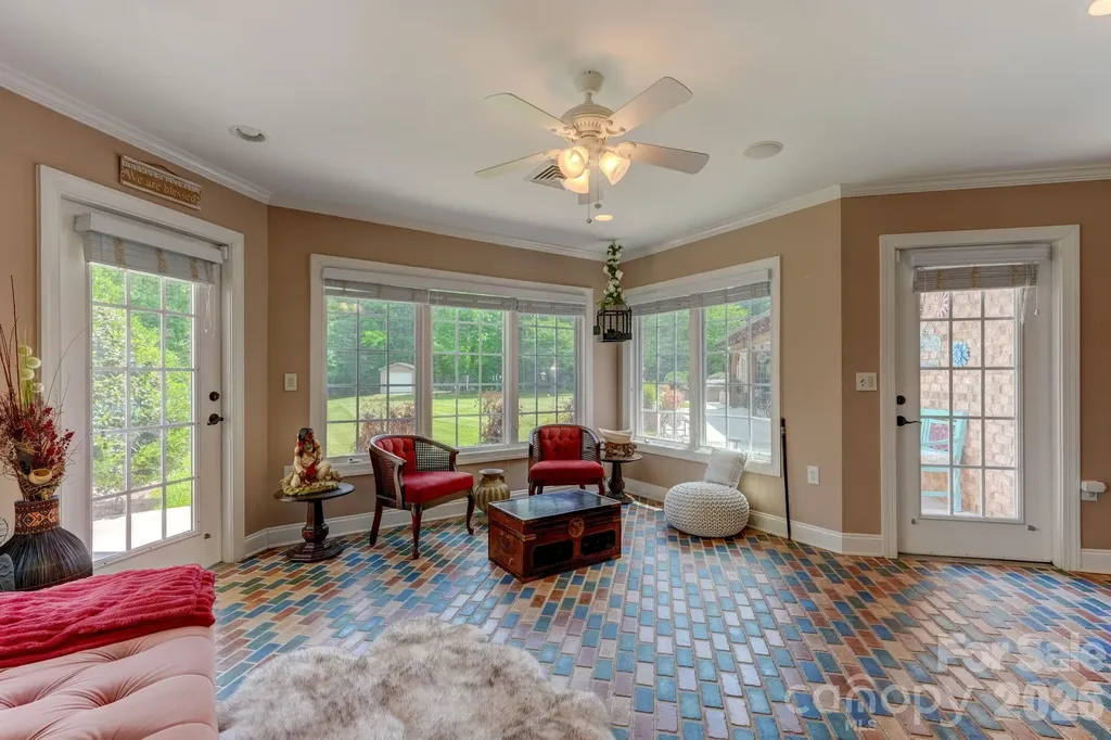 8106 Breezy Hill Drive Browns Summit NC 27214