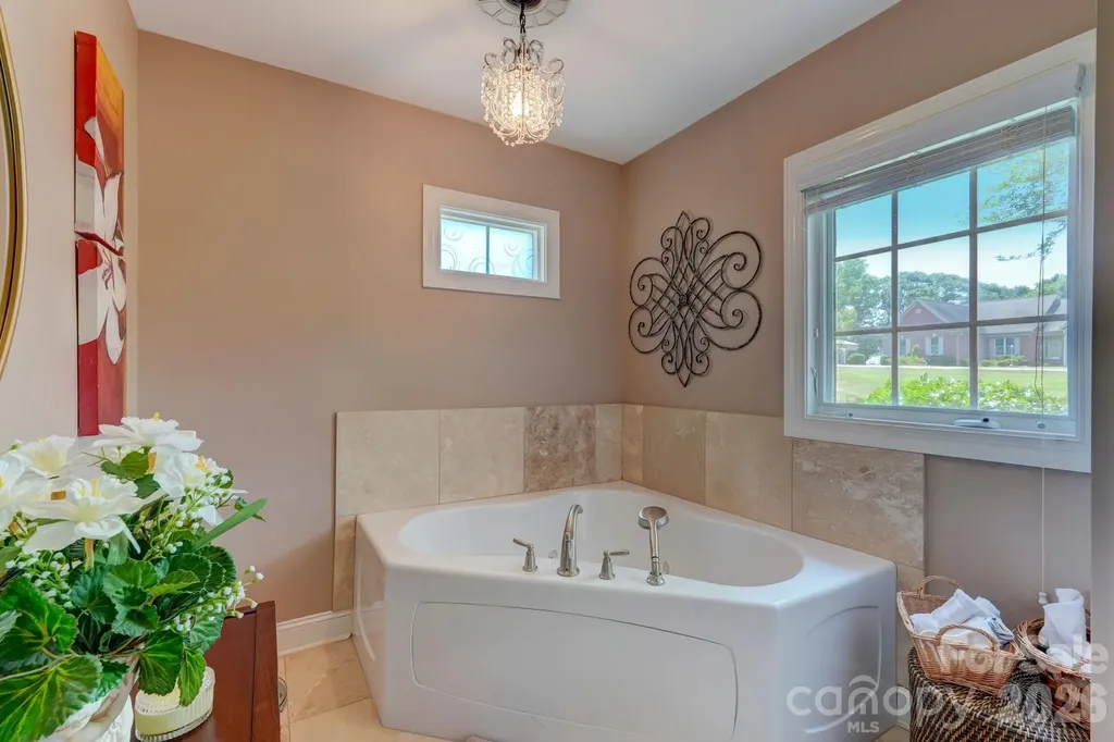 8106 Breezy Hill Drive Browns Summit NC 27214