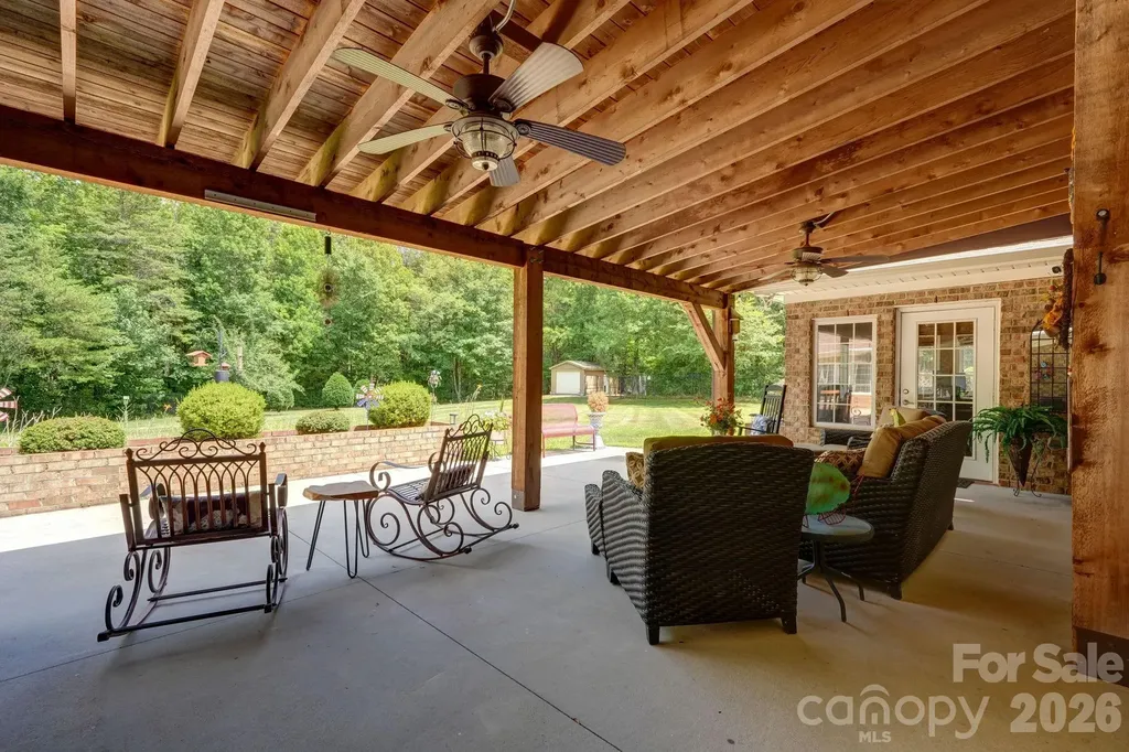 8106 Breezy Hill Drive Browns Summit NC 27214