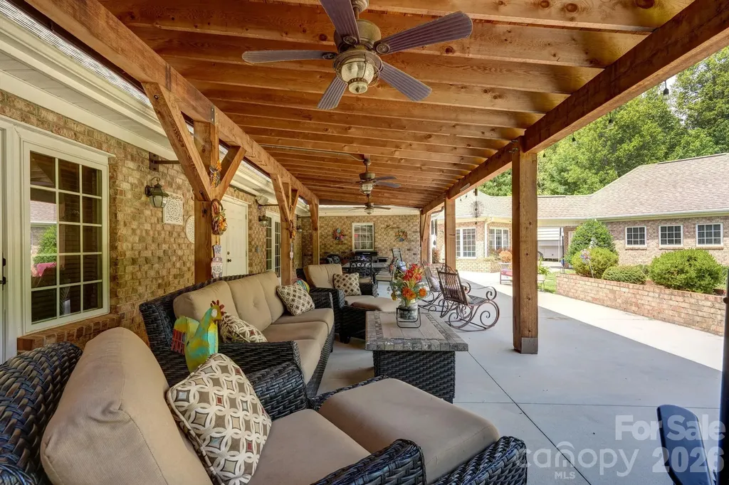 8106 Breezy Hill Drive Browns Summit NC 27214