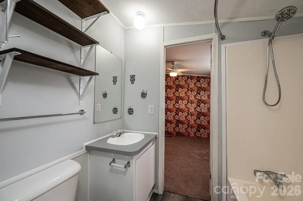 2385 Arrowwood Drive Hickory NC 28601