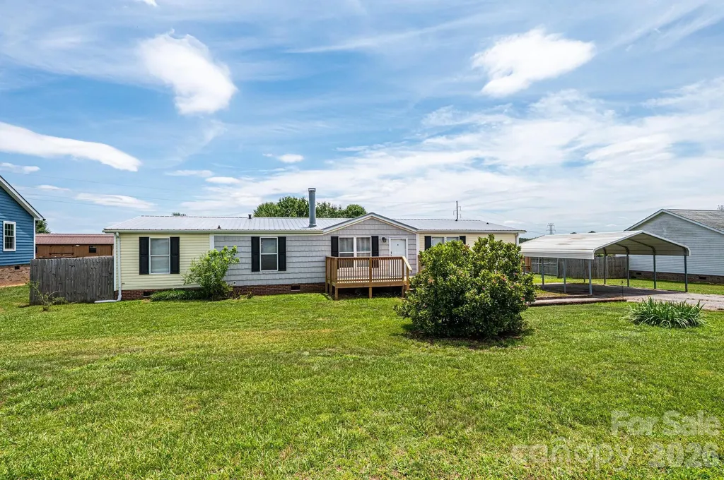 2385 Arrowwood Drive Hickory NC 28601