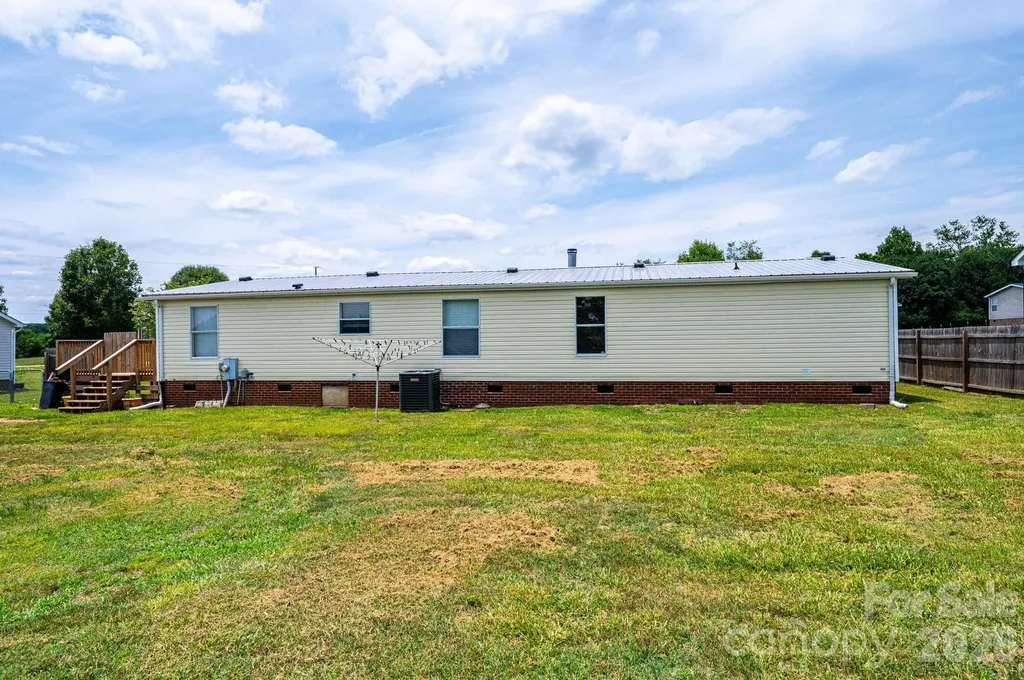 2385 Arrowwood Drive Hickory NC 28601
