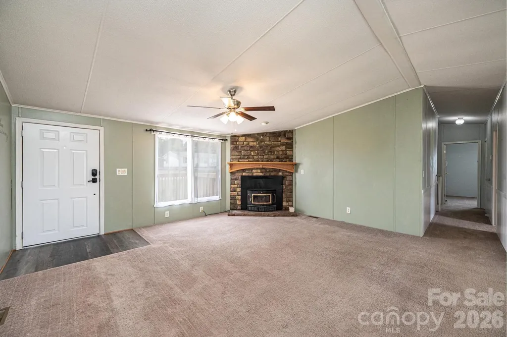 2385 Arrowwood Drive Hickory NC 28601