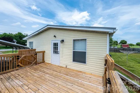 2385 Arrowwood Drive Hickory NC 28601