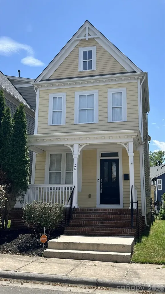527 Dubois Court Charlotte NC 28208