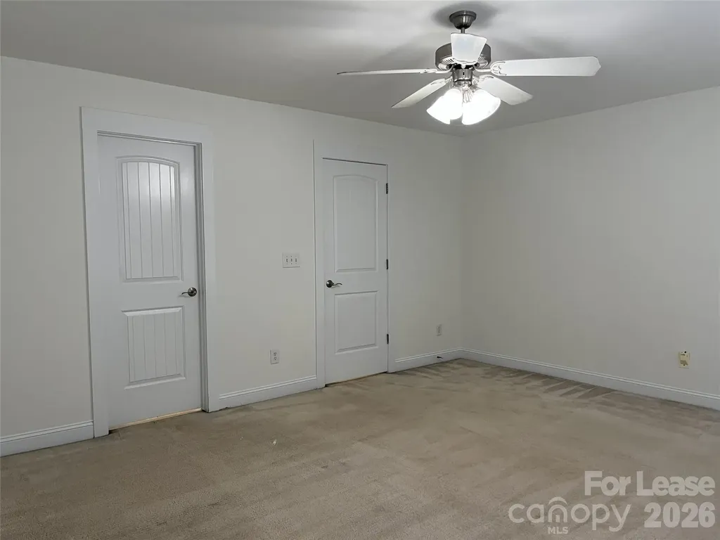 527 Dubois Court Charlotte NC 28208