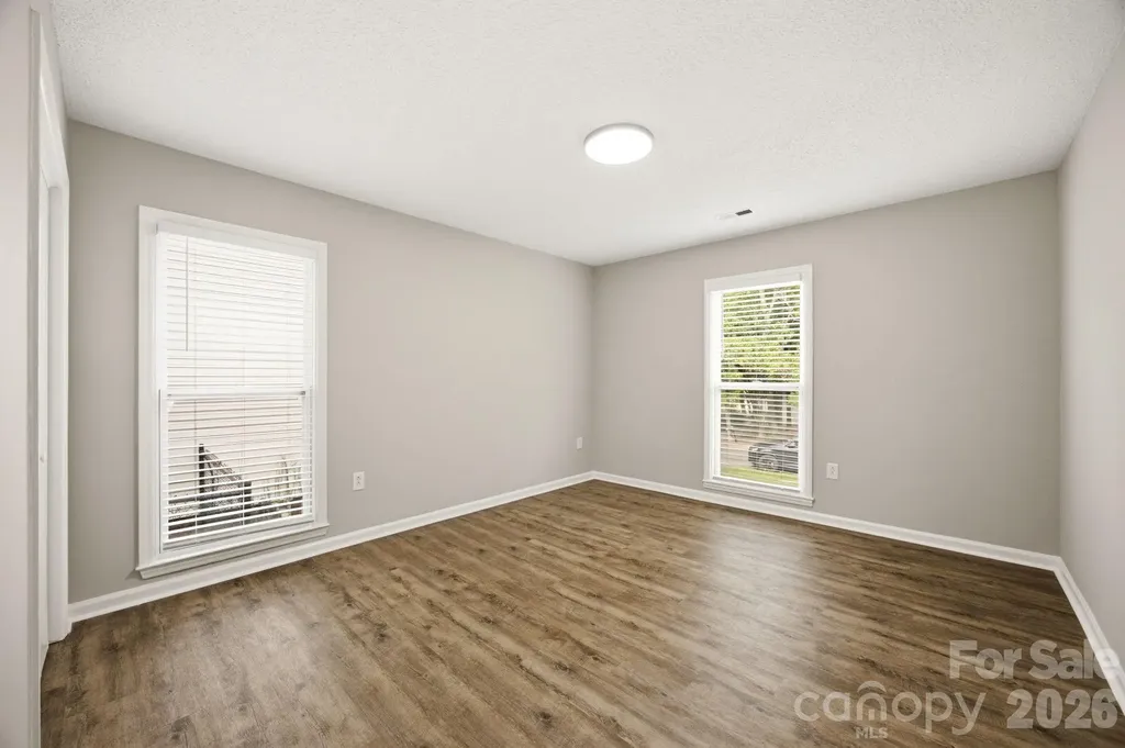 5317 Caradon Drive Charlotte NC 28227