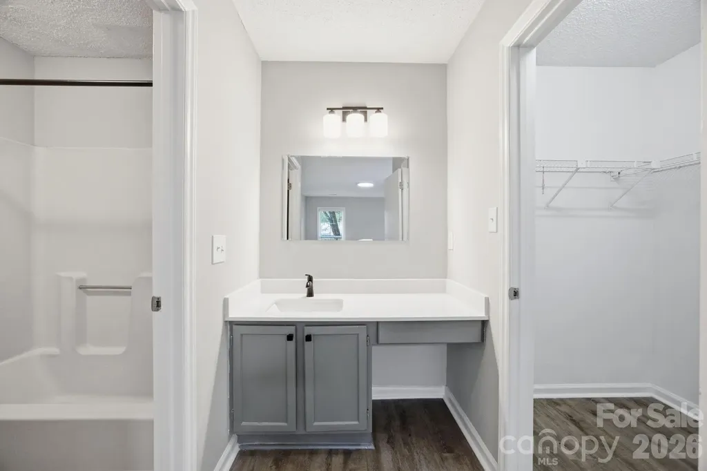 5317 Caradon Drive Charlotte NC 28227