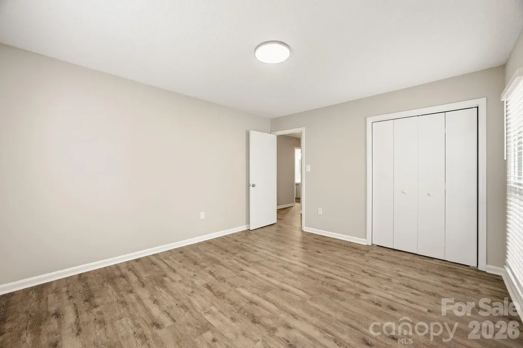 5317 Caradon Drive Charlotte NC 28227