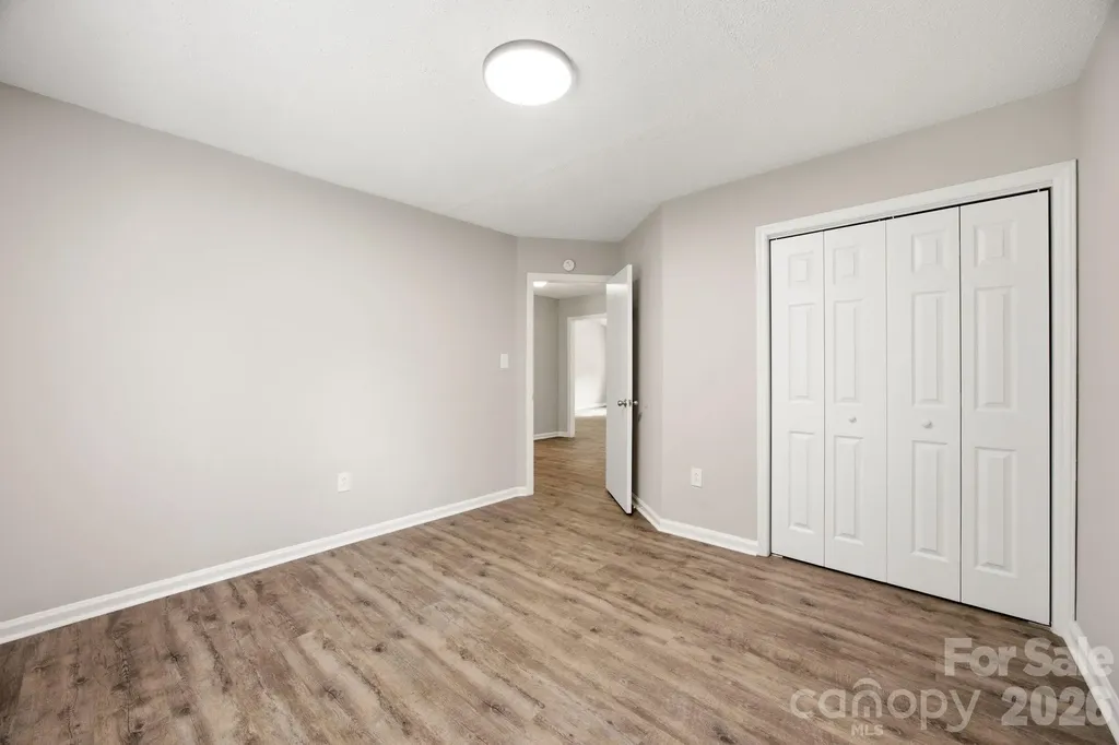 5317 Caradon Drive Charlotte NC 28227