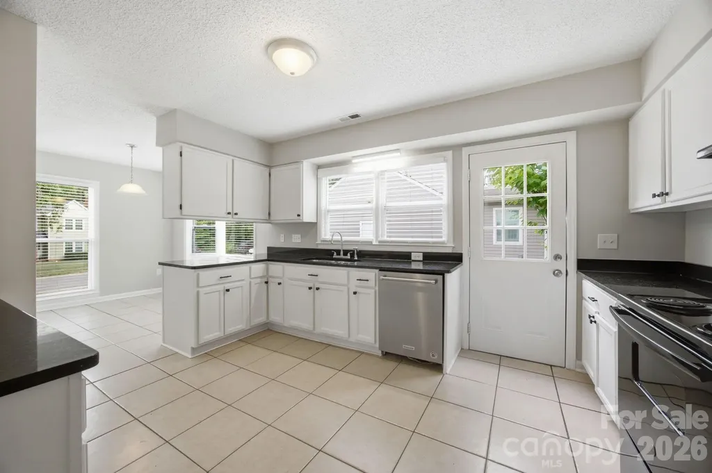 5317 Caradon Drive Charlotte NC 28227