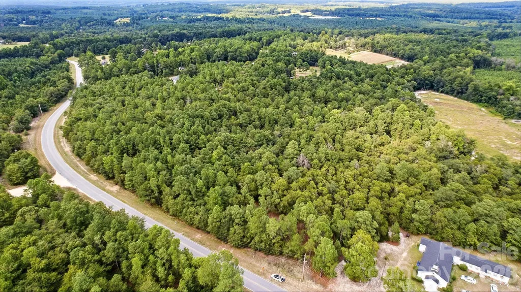 718 Green Lake Road Ellerbe NC 28338