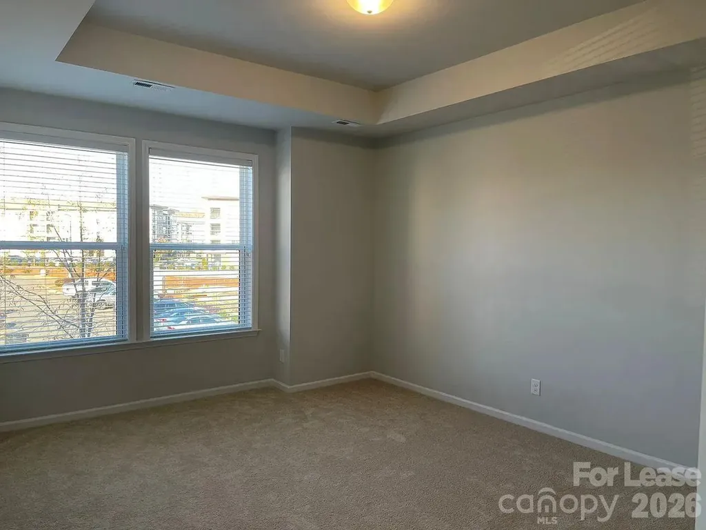 6335 Southgrove Street Charlotte NC 28277