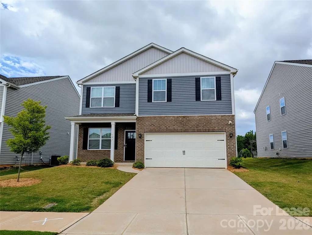 121 Sycamore Springs Drive Statesville NC 28677