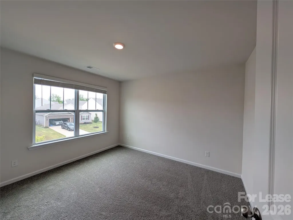 121 Sycamore Springs Drive Statesville NC 28677