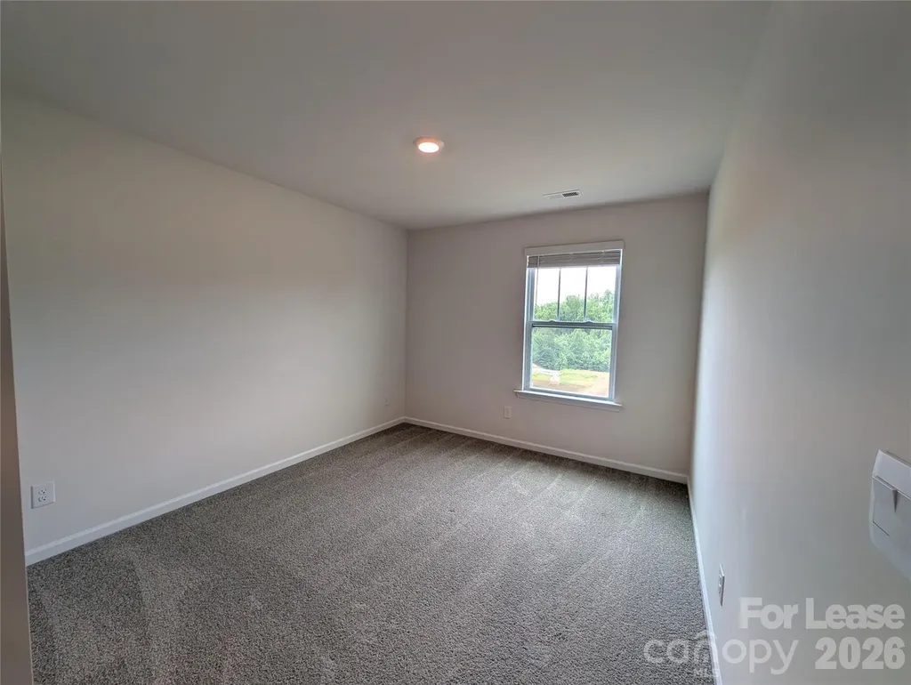 121 Sycamore Springs Drive Statesville NC 28677