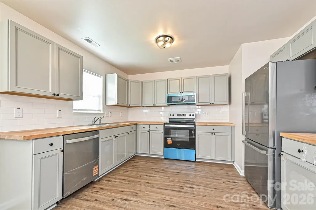 415 Jones Street Charlotte NC 28208