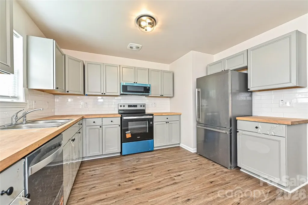 415 Jones Street Charlotte NC 28208