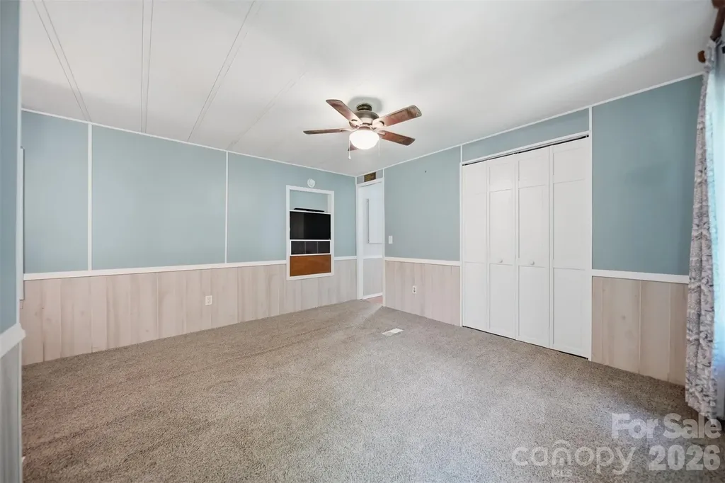5404 B J Drive Conover NC 28613