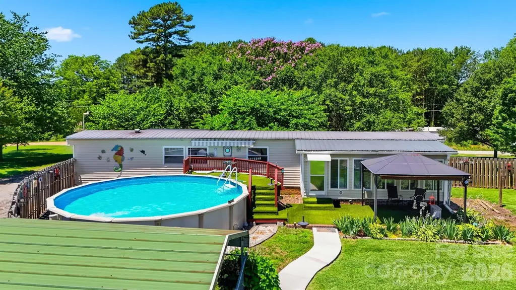 5404 B J Drive Conover NC 28613