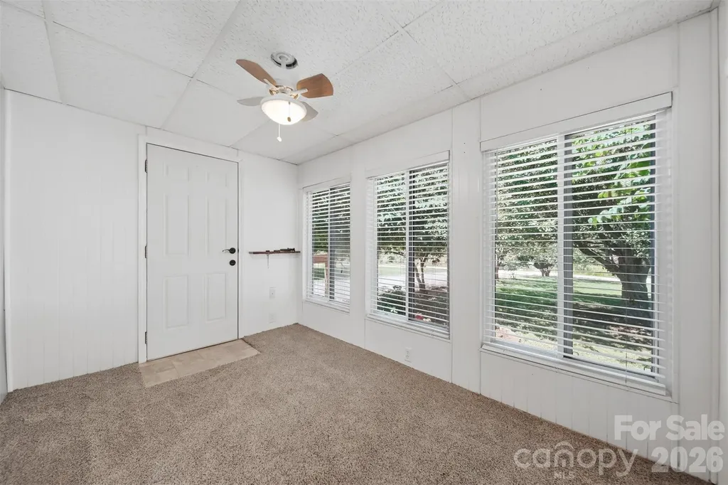5404 B J Drive Conover NC 28613