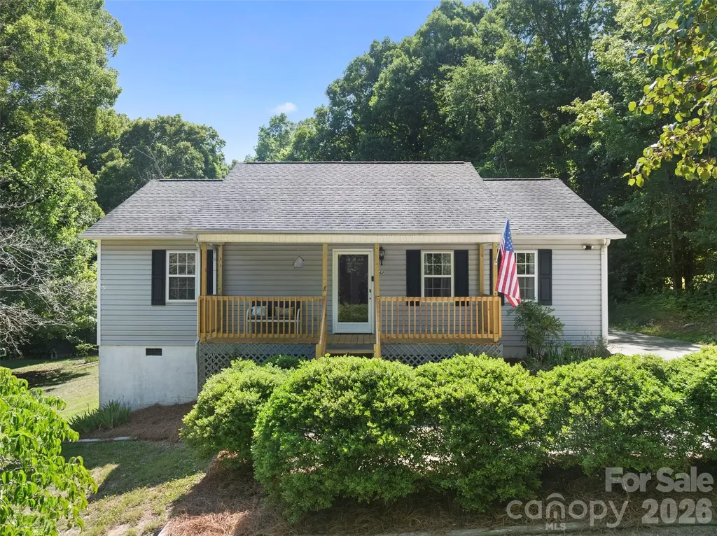 362 N Nc Highway 109 Highway Thomasville NC 27360